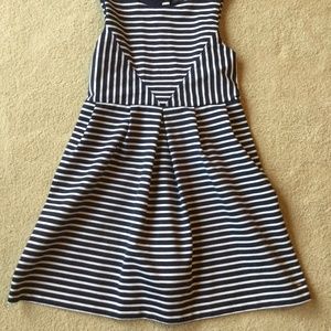 EUC Tommy Hilfiger girls white/navy blue striped dress large
